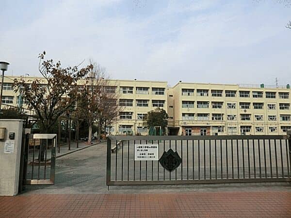 横浜市立西富岡小学校