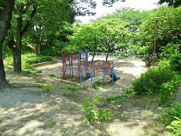 白山町第一公園まで約691m