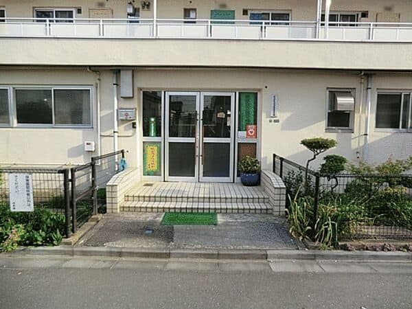 谷在家保育園まで約716m