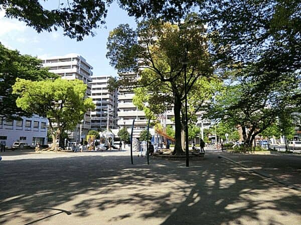 千歳公園まで約1316m
