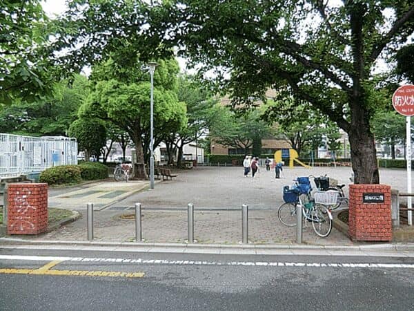 新田口公園まで約169m