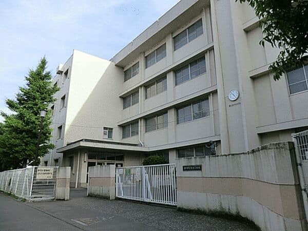 府中市立住吉小学校