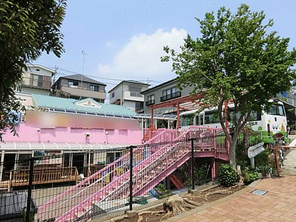 百合丘さくら幼稚園まで約628m