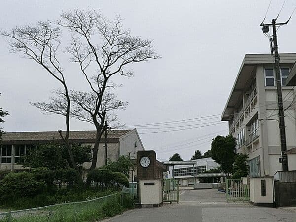 流山市立東小学校
