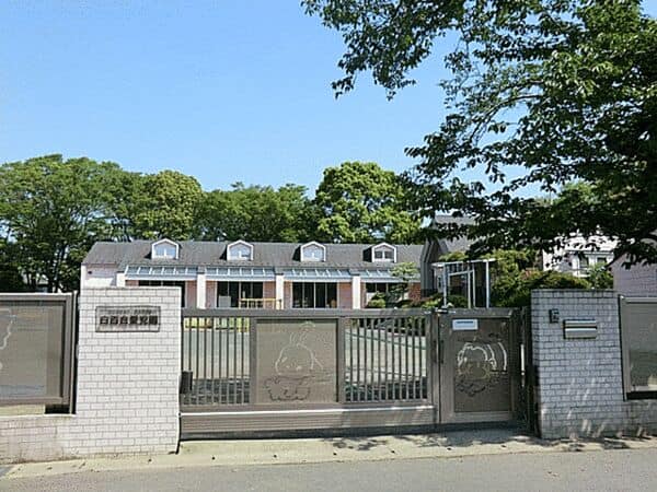 白百合愛児園まで約784m