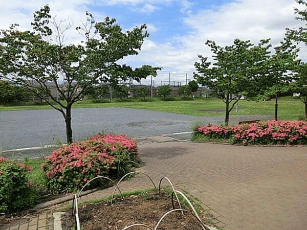 早渕公園まで約1291m