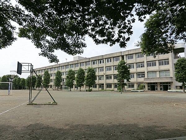 多摩市立聖ヶ丘小学校