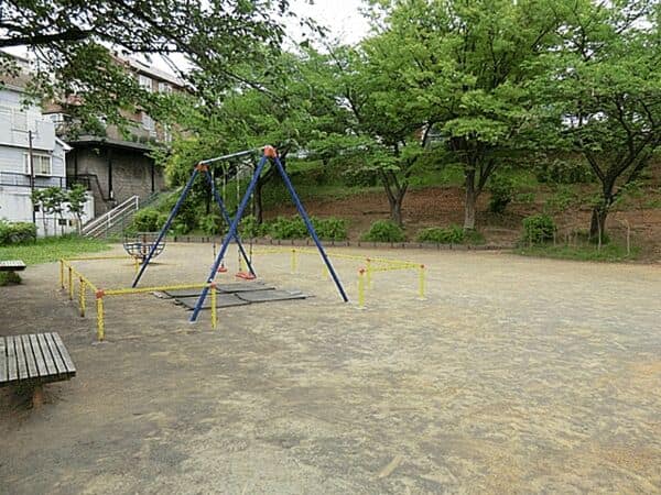 小川公園まで約1383m