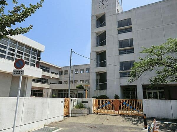 鎌倉市立大船小学校