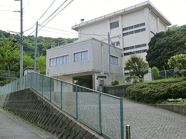 鎌倉市立今泉小学校