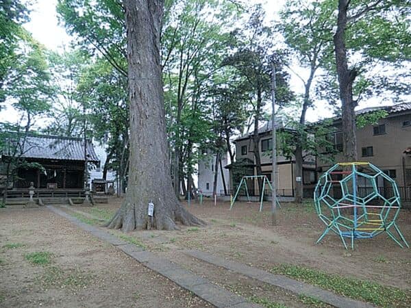 浅間神社児童遊園地まで約846m