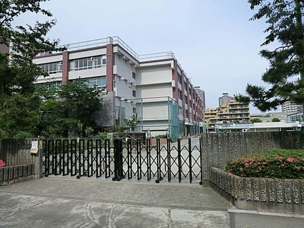 江東区立東雲小学校