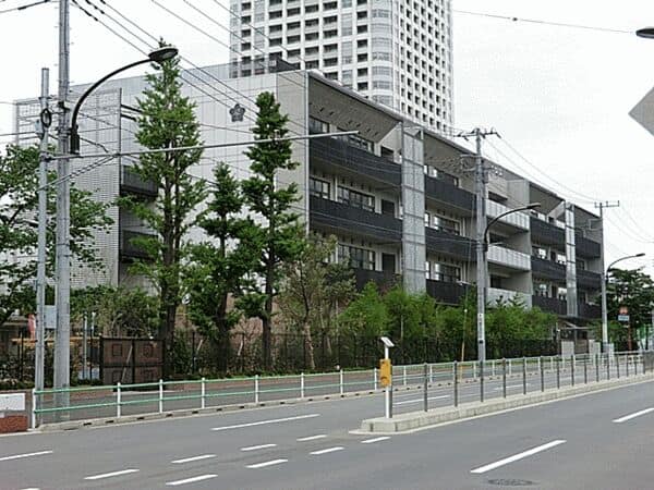 港区立港南小学校