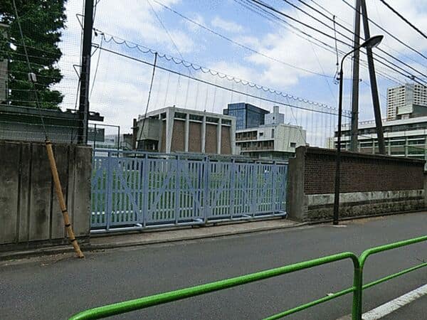 千代田区立富士見小学校