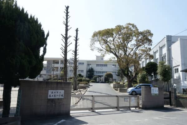 春日市立春日東小学校