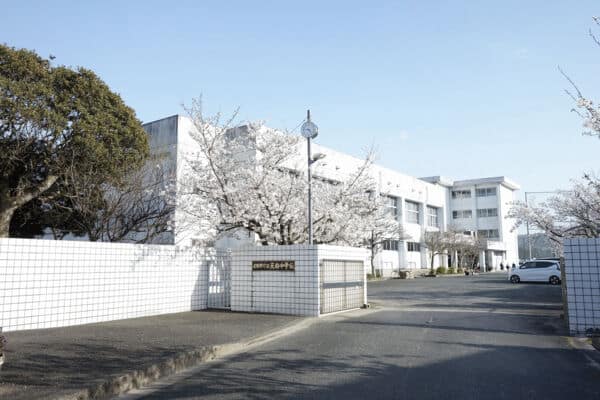 筑紫野市立天拝中学校