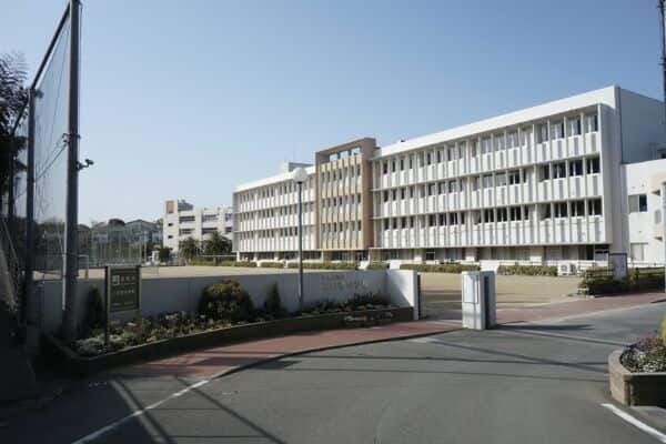 筑紫野市立二日市中学校