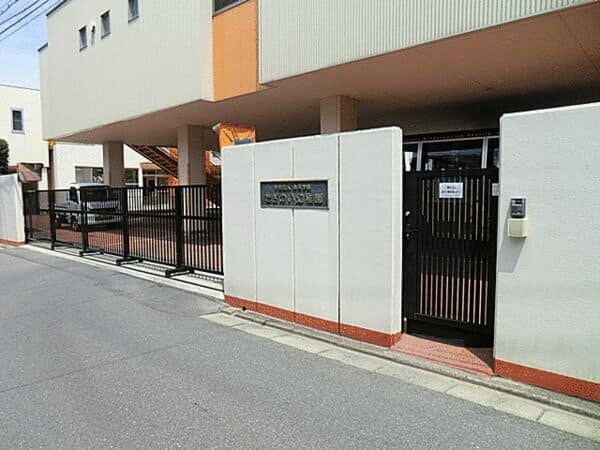 たきのい幼稚園まで約626m
