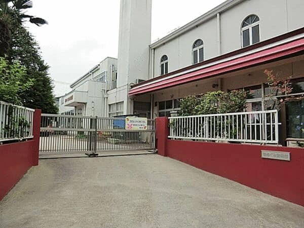 柏めぐみ園まで約745m