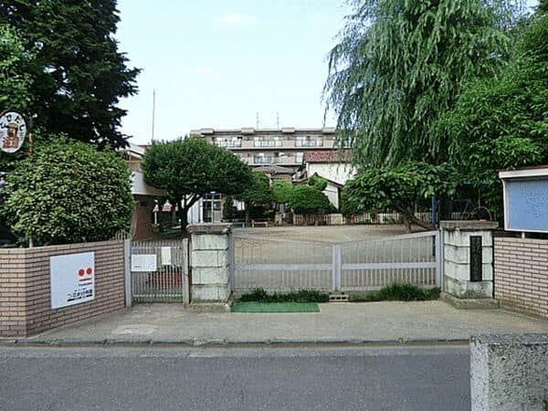 つるま幼稚園まで約877m