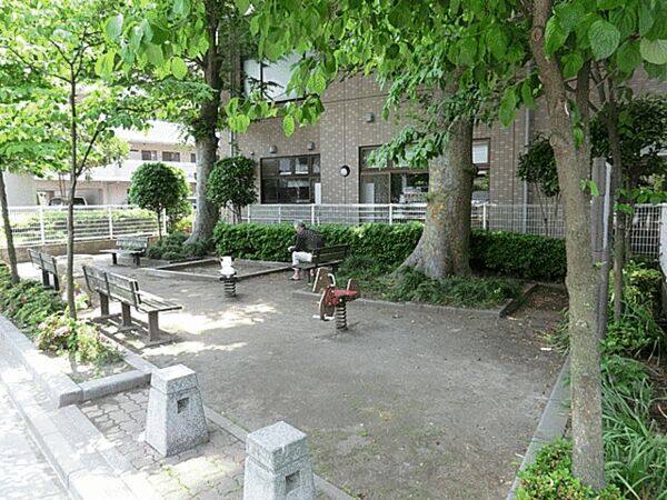 鹿手袋四丁目公園まで約140m