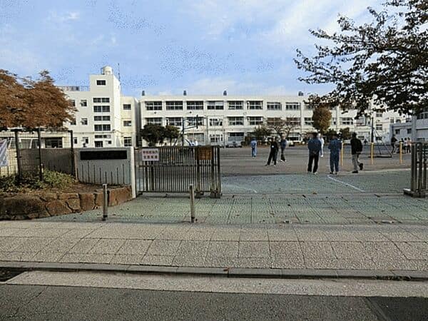 横浜市立金沢小学校