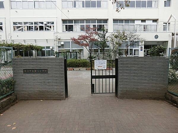 横浜市立瀬谷小学校
