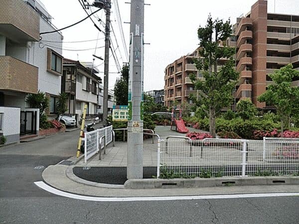 多摩川かつら公園まで約719m