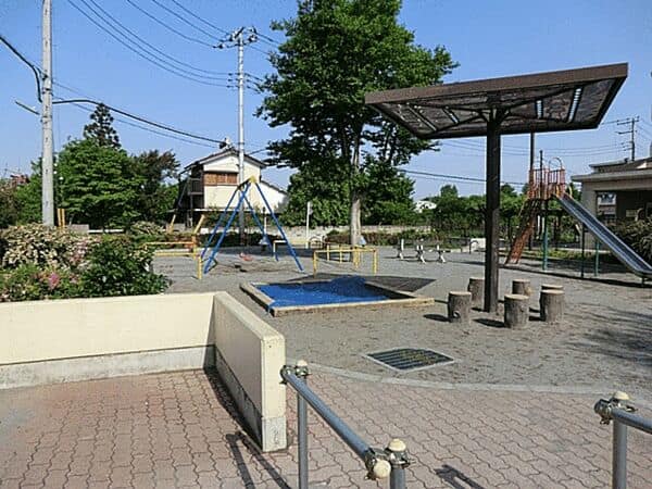 十一小東第1公園まで約545m