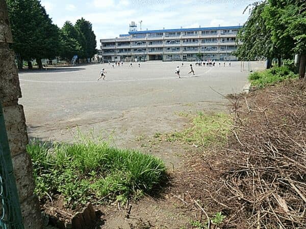 富士見市立鶴瀬小学校