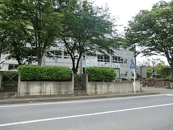富士見市立南畑小学校