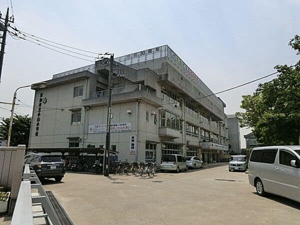 草加市立小山小学校