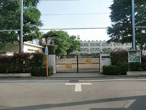 立川市立幸小学校