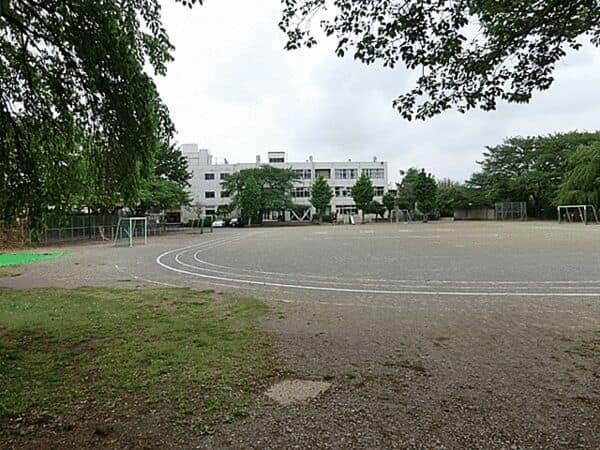 稲城市立稲城第二小学校