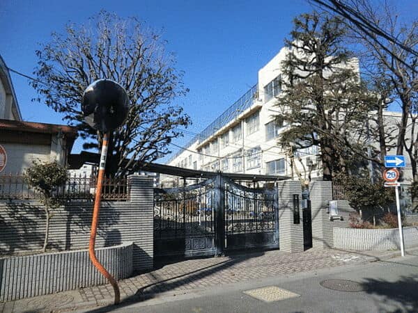 中野区立美鳩小学校