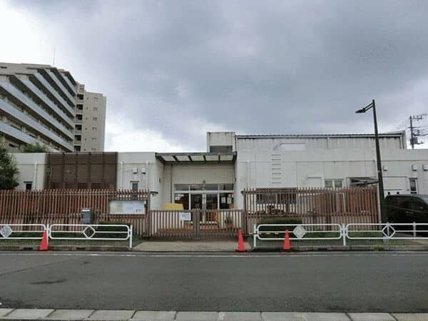 東久留米市立ひばり保育園まで約443m