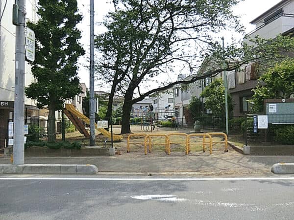 二本松公園まで約1110m