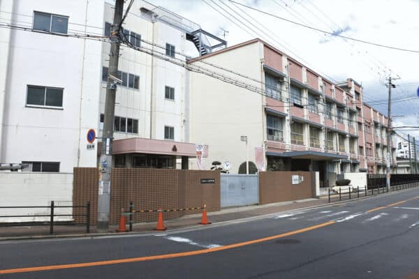 大阪市立三稜中学校