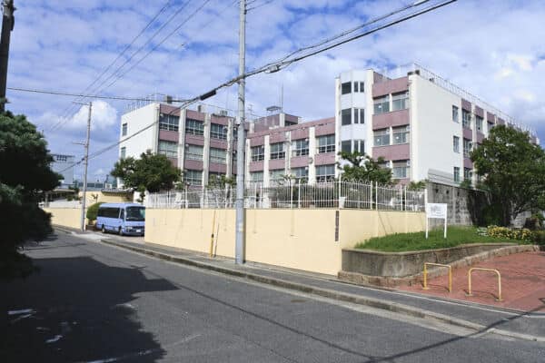 大阪市立墨江丘中学校