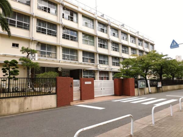 大阪市立井高野中学校