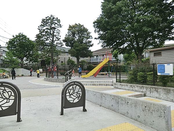 上馬公園まで約626m