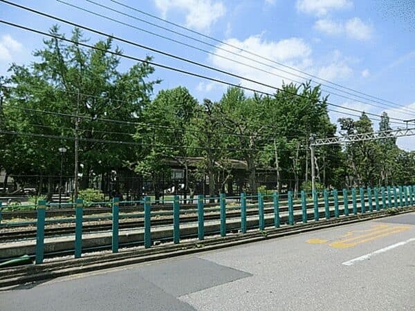 落合公園まで約306m