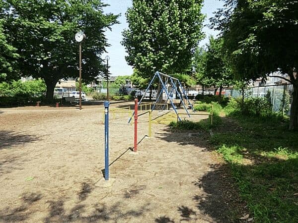 関町ひがし公園まで約929m