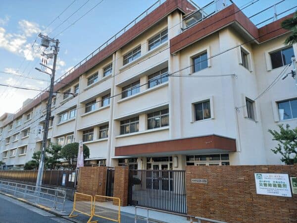 大阪市立清水小学校