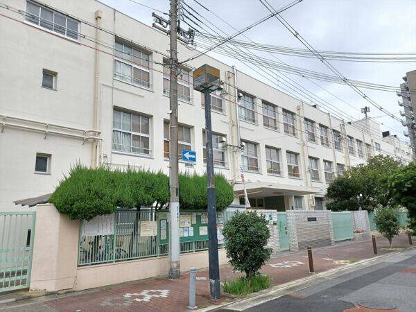 大阪市立磯路小学校