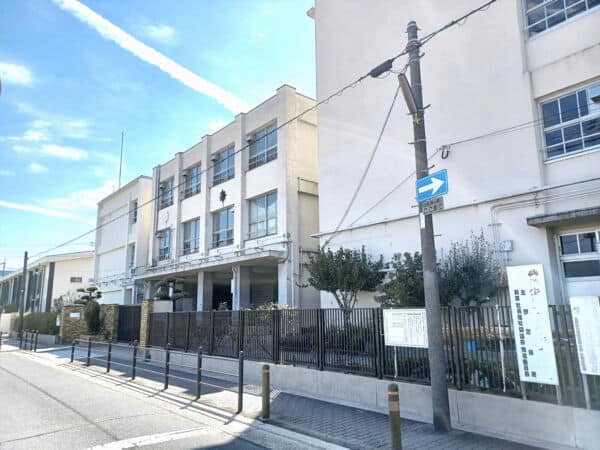 大阪市立新生野中学校