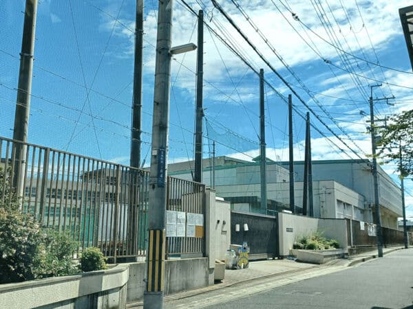 東大阪市立花園中学校