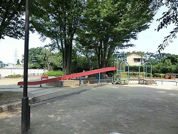 下高井戸公園まで約827m