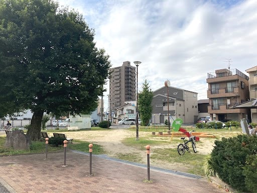 浄心公園まで約206m