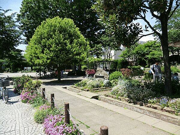 桜上水公園まで約811m